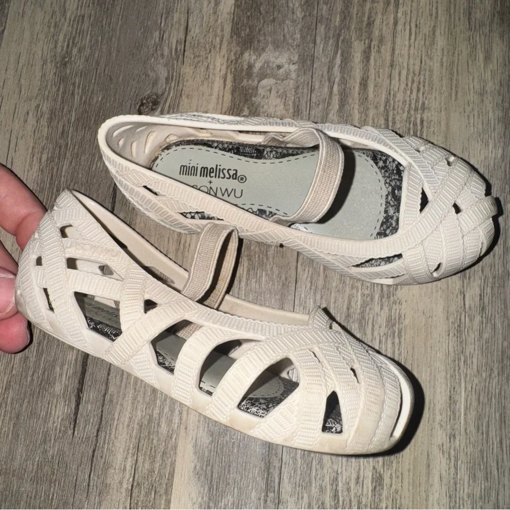 Mini Melissa Kids Cream Sandals